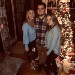 Meet your Posher, Helen